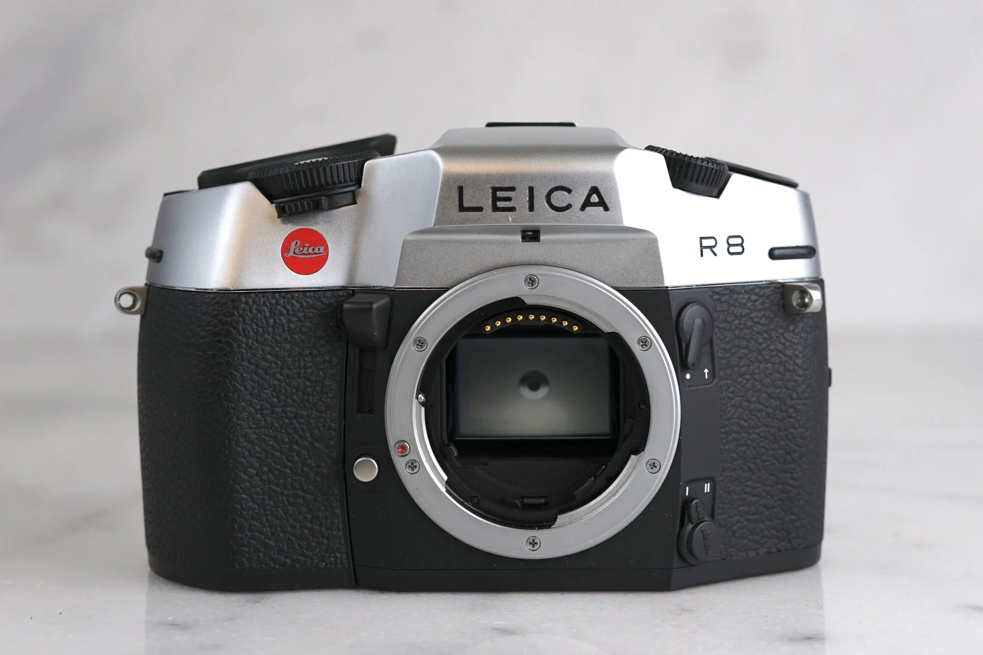 LEICA R8 良品　動作確認済み　格安 LEICA R8 良品 動作確認済み 格安 LEICA R8 良品 動作確認済み 格安